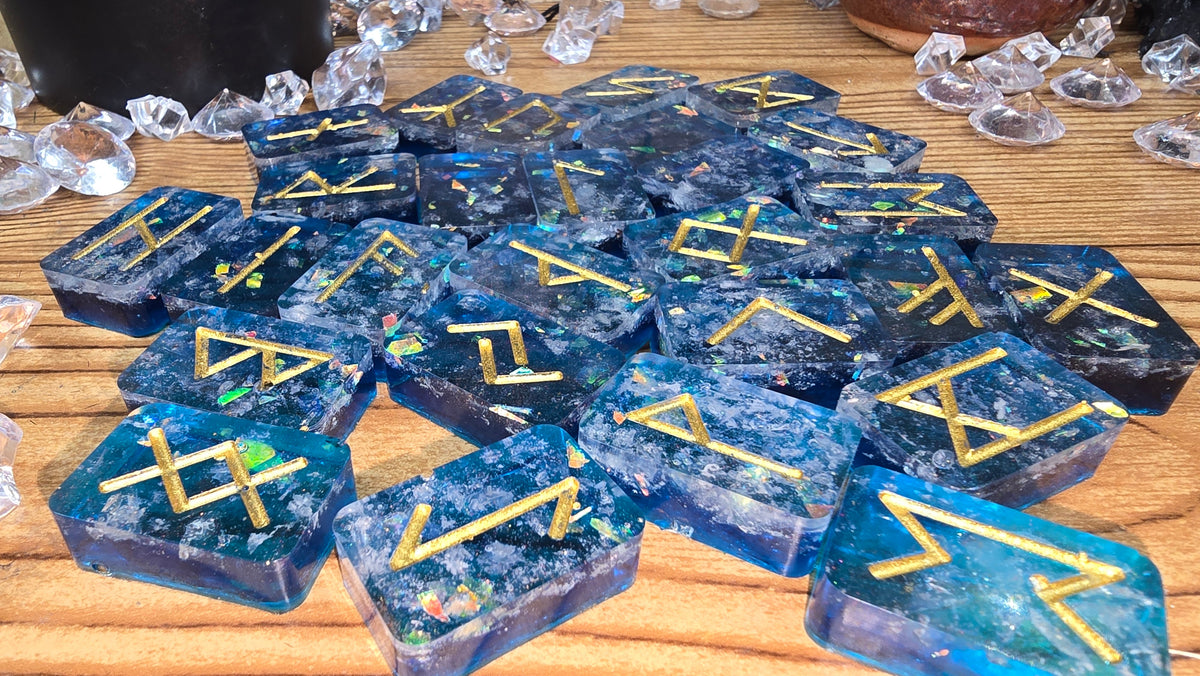 Manddy Rocks RUNE SETS – Mandy-Rock-Creations
